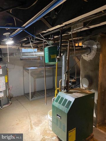 110 W MONROE ST, Paulsboro, NJ 08066