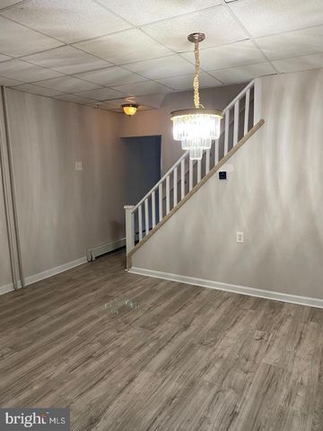 110 W MONROE ST, Paulsboro, NJ 08066