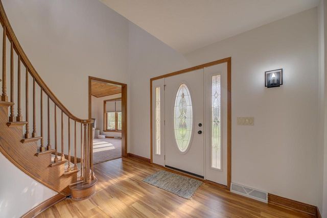 3600 N Woodbury Lane, Janesville, WI 53545