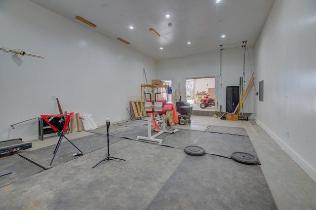 3600 N Woodbury Lane, Janesville, WI 53545