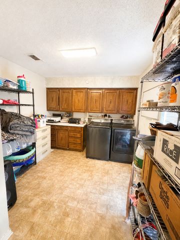 1304 Lariat Circle, Oak Leaf, TX 75154