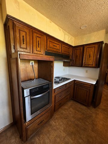 1304 Lariat Circle, Oak Leaf, TX 75154