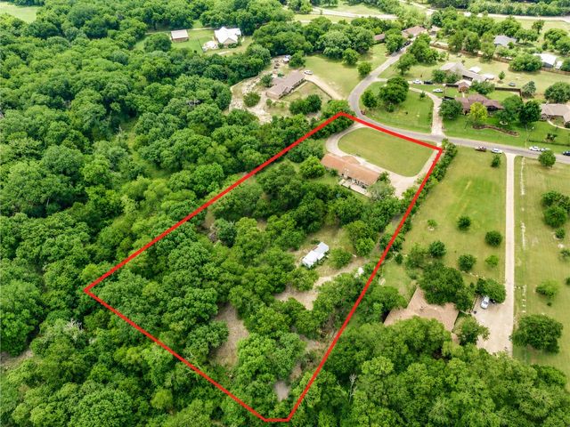 1304 Lariat Circle, Oak Leaf, TX 75154