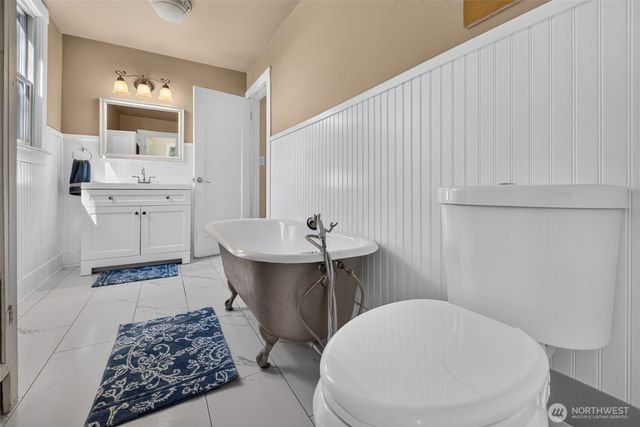 11174 Sterling Road, Sedro Woolley, WA 98284