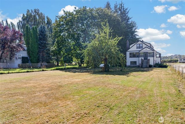 11174 Sterling Road, Sedro Woolley, WA 98284