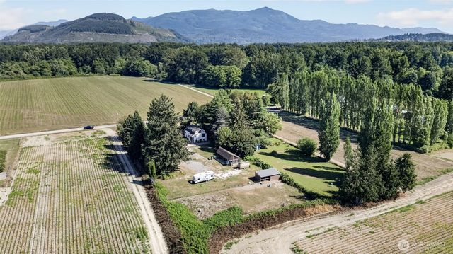 11174 Sterling Road, Sedro Woolley, WA 98284