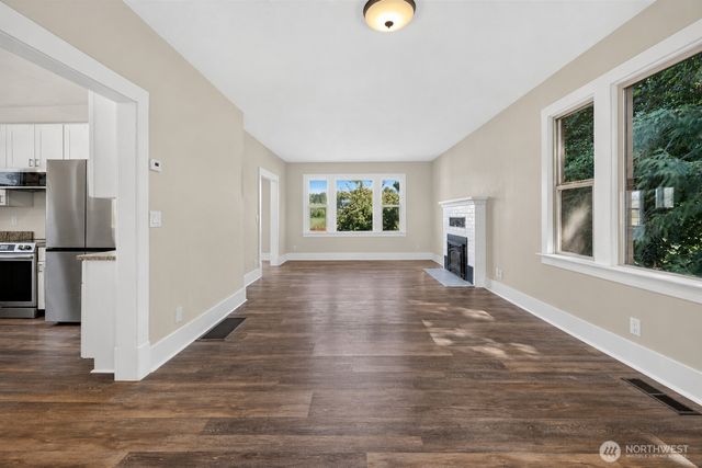 11174 Sterling Road, Sedro Woolley, WA 98284