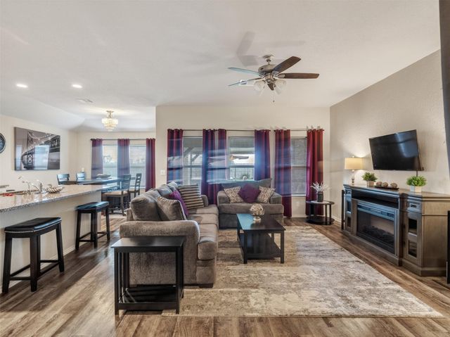 3502 Conquest Circle, Texas City, TX 77591