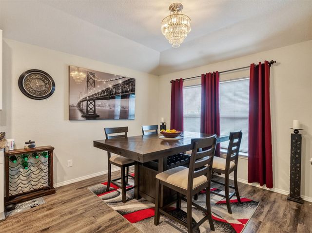 3502 Conquest Circle, Texas City, TX 77591