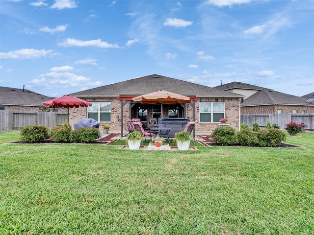 3502 Conquest Circle, Texas City, TX 77591
