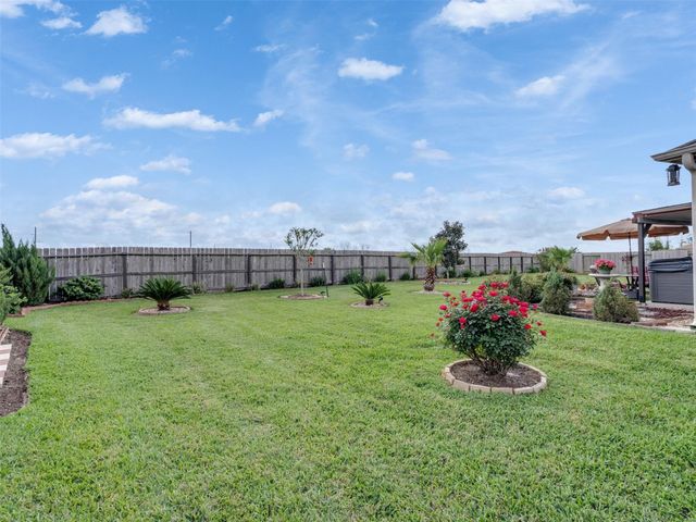 3502 Conquest Circle, Texas City, TX 77591