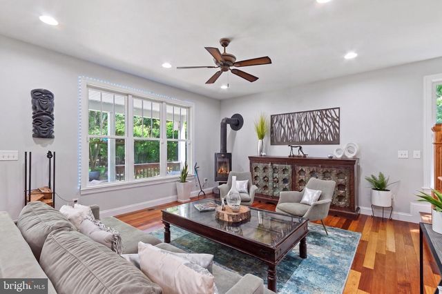 430 SPOTTED TAVERN RD, Fredericksburg, VA 22406