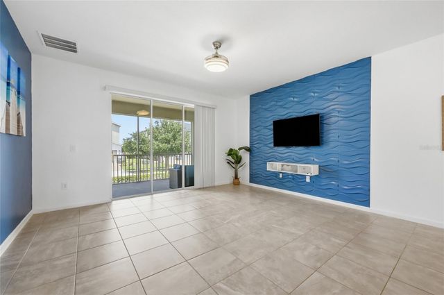 8895 CABOT CLIFFS DRIVE 103, Davenport, FL 33896