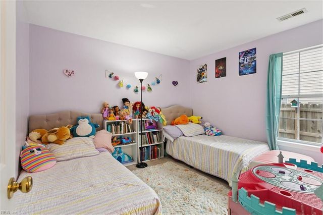 116 Vivian CT, Yorktown, VA 23690