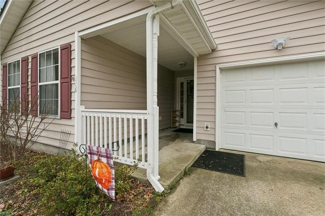 116 Vivian CT, Yorktown, VA 23690