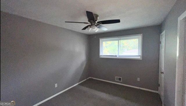 2894 Barry Avenue SE, Smyrna, GA 30082