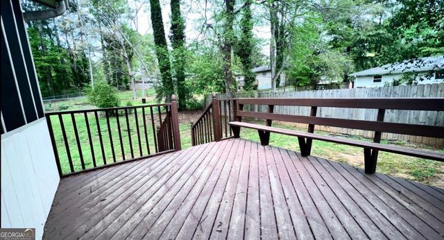 2894 Barry Avenue SE, Smyrna, GA 30082