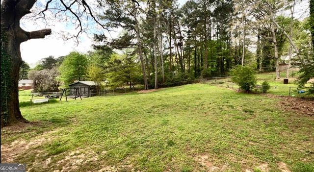 2894 Barry Avenue SE, Smyrna, GA 30082