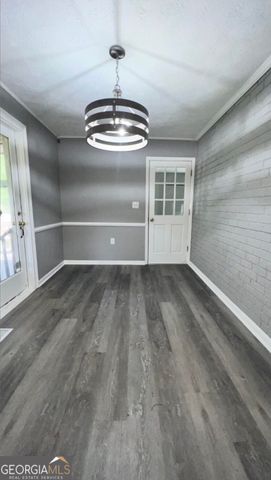 2894 Barry Avenue SE, Smyrna, GA 30082