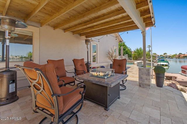 2136 E Freeport Lane, Gilbert, AZ 85234