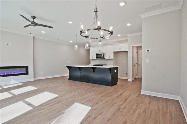 662 Sunstone Lane, Lawrenceville, GA 30043