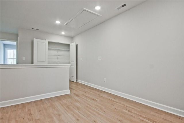 662 Sunstone Lane, Lawrenceville, GA 30043