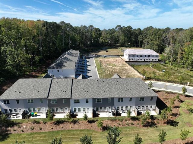 662 Sunstone Lane, Lawrenceville, GA 30043