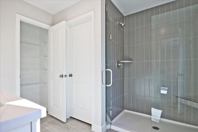 662 Sunstone Lane, Lawrenceville, GA 30043