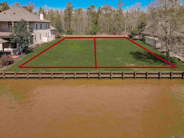 21049 Waterfront East Dr, Maurepas, LA 70449