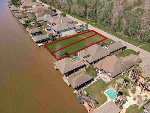 21049 Waterfront East Dr, Maurepas, LA 70449
