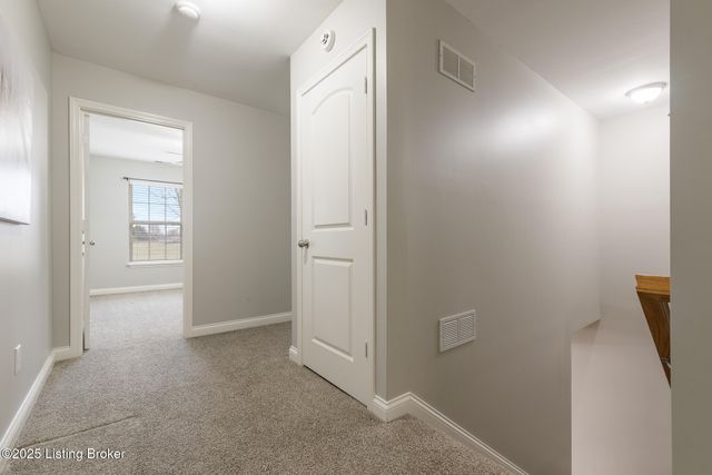 163 Villa Vista Dr D, Shepherdsville, KY 40165