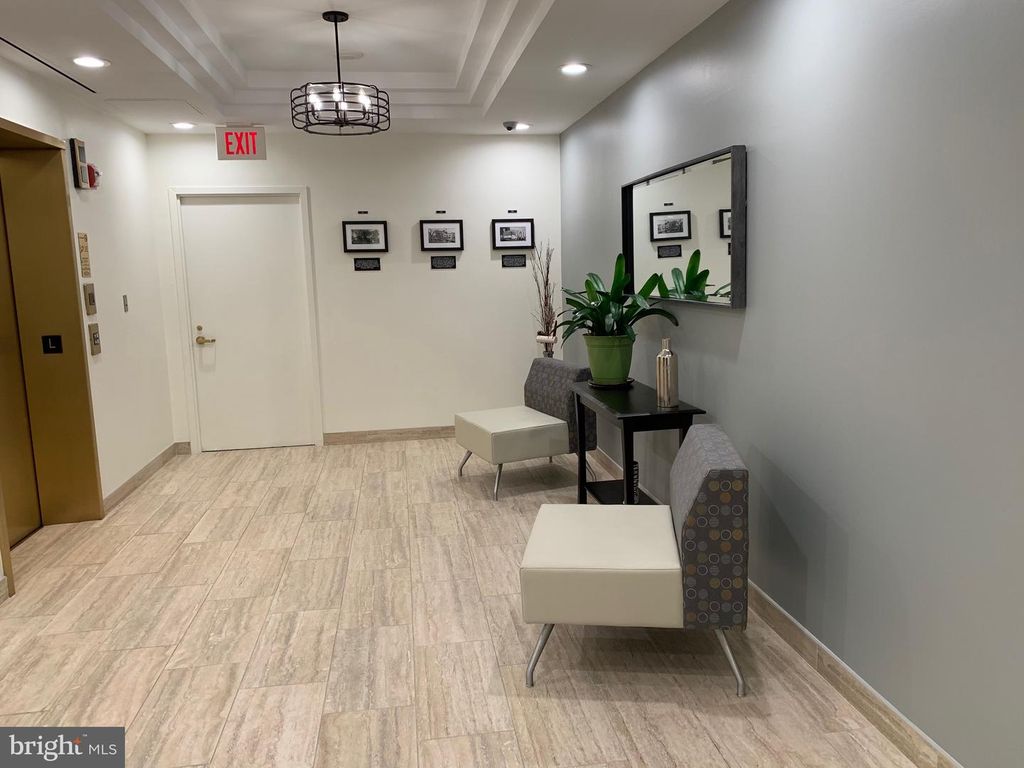 Image 44 of property listing at 22 COURTHOUSE SQ #407, Rockville, MD 20850