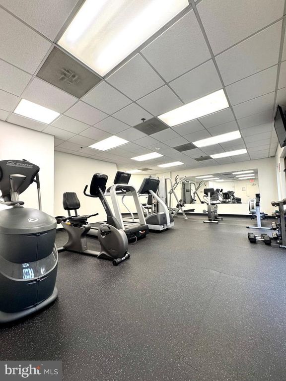 Image 47 of property listing at 22 COURTHOUSE SQ #407, Rockville, MD 20850