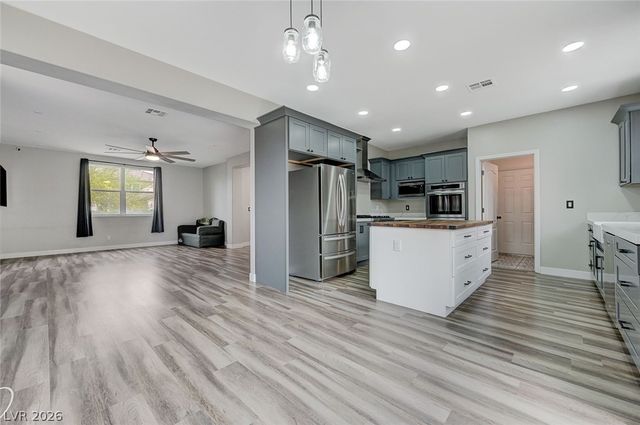 8024 Pink Desert Street, North Las Vegas, NV 89085