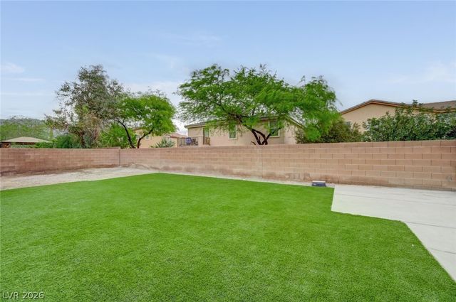 8024 Pink Desert Street, North Las Vegas, NV 89085