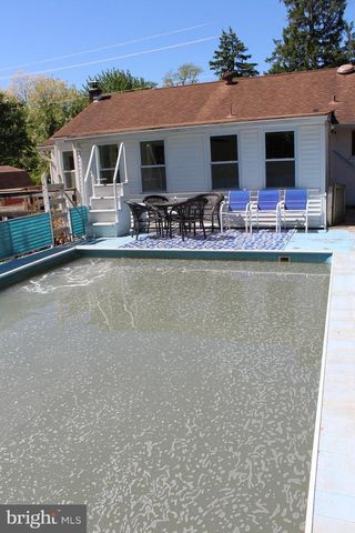 113 N 5 POINTS RD, West Chester, PA 19380
