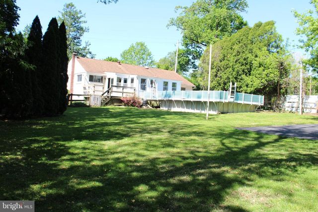 113 N 5 POINTS RD, West Chester, PA 19380