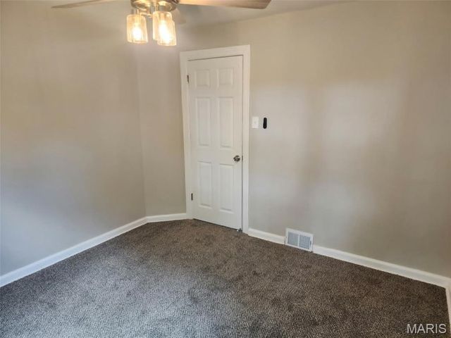 2557 Edison Avenue, Granite City, IL 62040