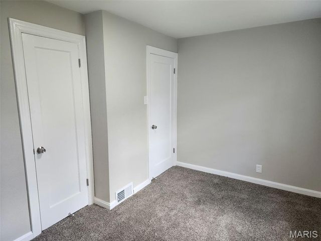 2557 Edison Avenue, Granite City, IL 62040