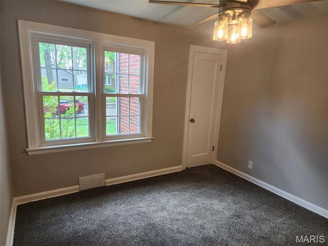 2557 Edison Avenue, Granite City, IL 62040
