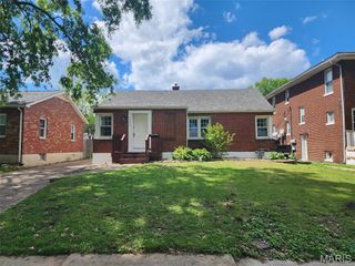 2557 Edison Avenue, Granite City, IL 62040