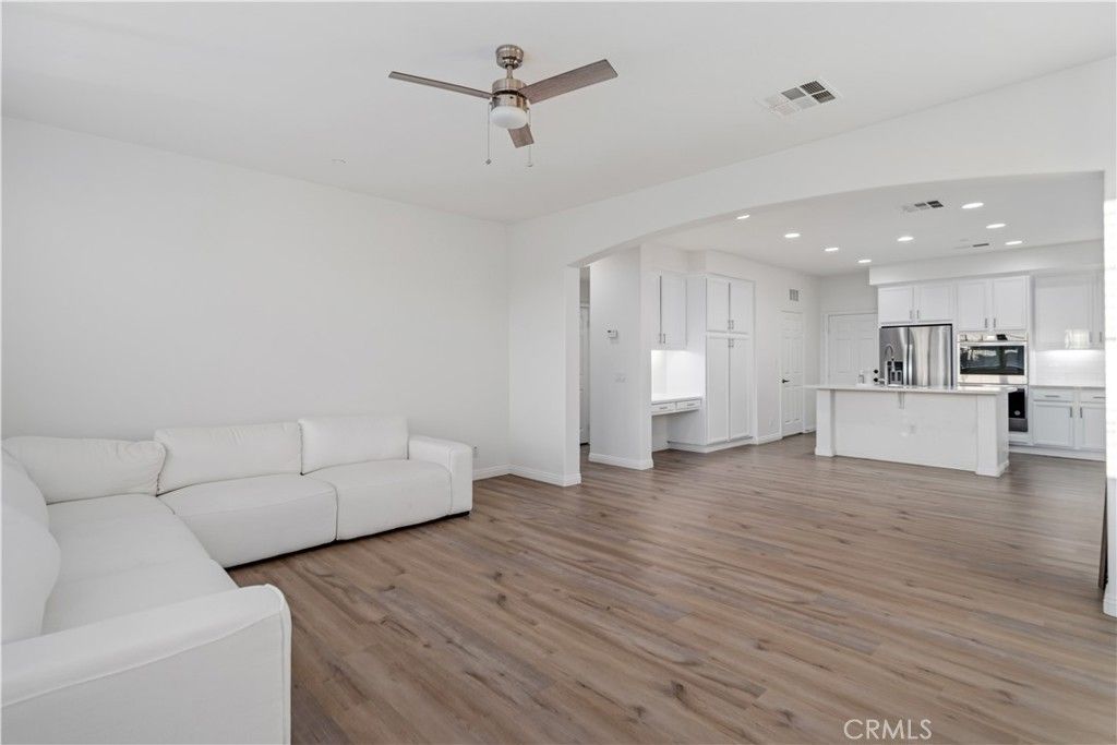 Image 15 of property listing at 11268 Price Street, Loma Linda, CA 92354