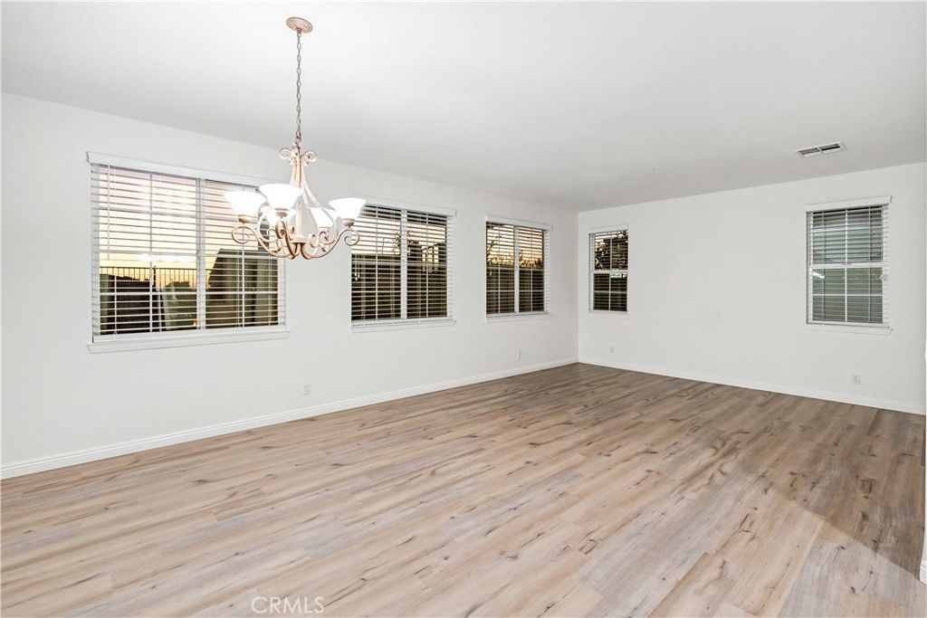 Image 8 of property listing at 11268 Price Street, Loma Linda, CA 92354