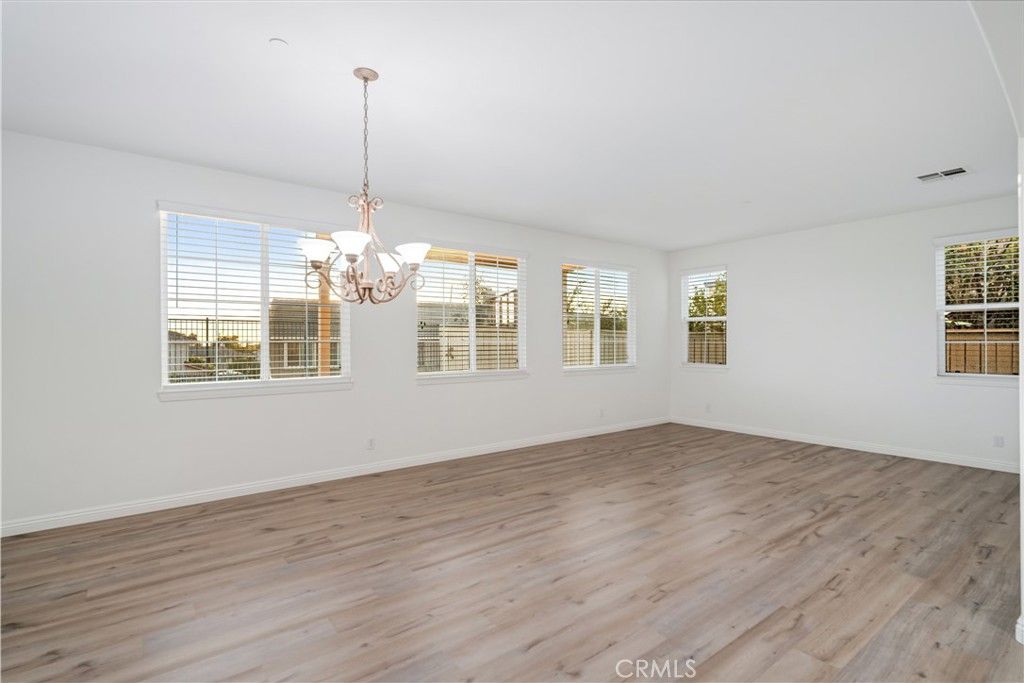 Image 9 of property listing at 11268 Price Street, Loma Linda, CA 92354