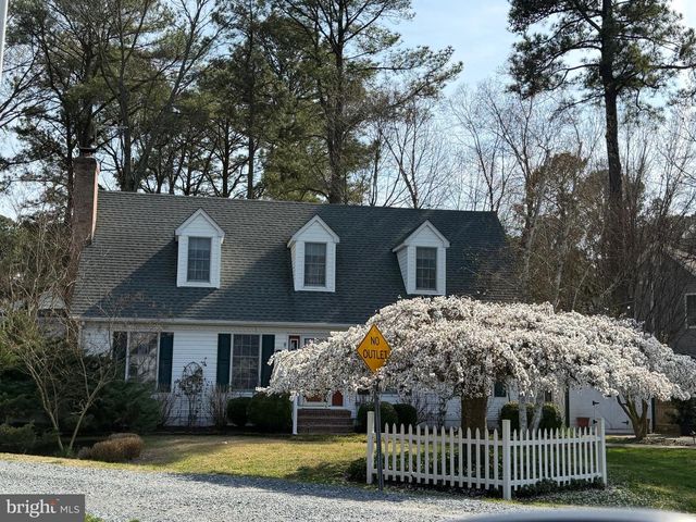 504 SEYMOUR AVE, Saint Michaels, MD 21663