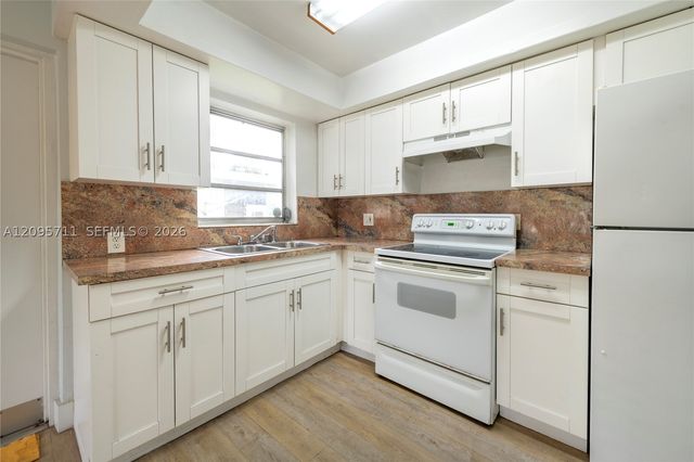 2028 Fillmore St 2, Hollywood, FL 33020