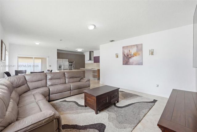 14202 SW 288th Ter, Homestead, FL 33033