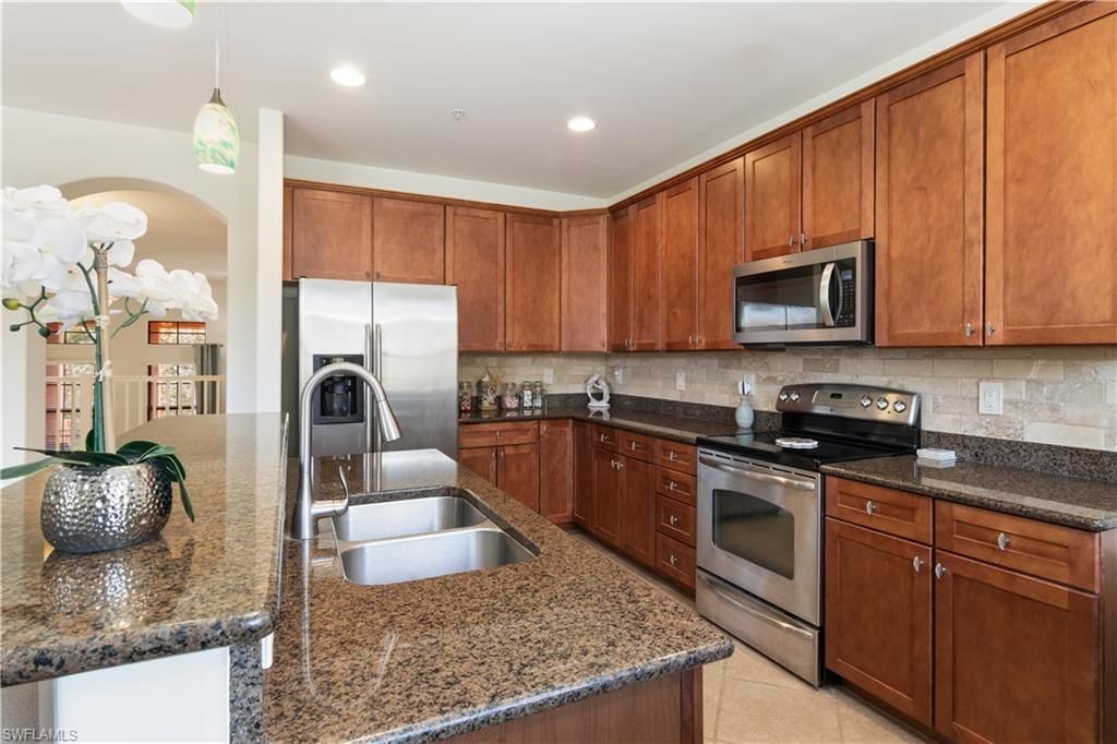 8993 Cambria CIR 1907, NAPLES, FL 34113 — photo 5