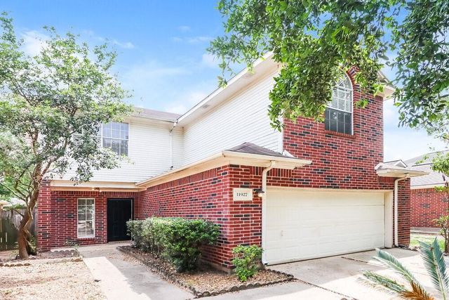 11927 Oakner Drive, Tomball, TX 77377