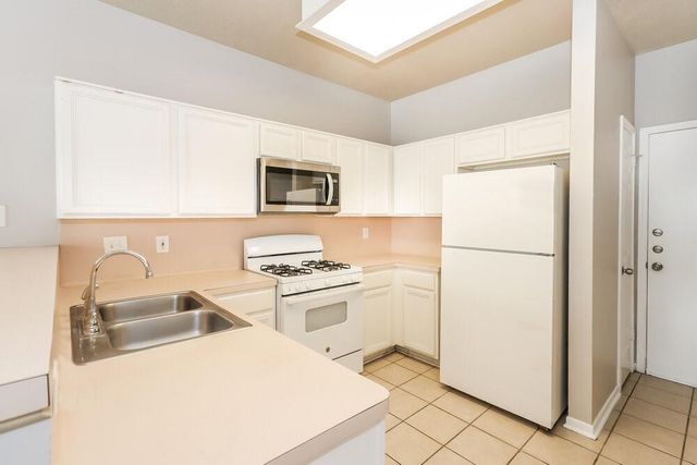 11927 Oakner Drive, Tomball, TX 77377